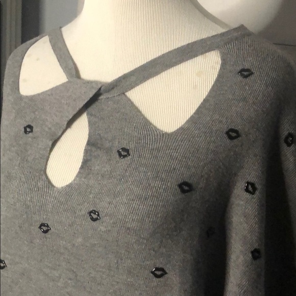 Molly Bracken Gray sweater with Lips S/M - Picture 1 of 9